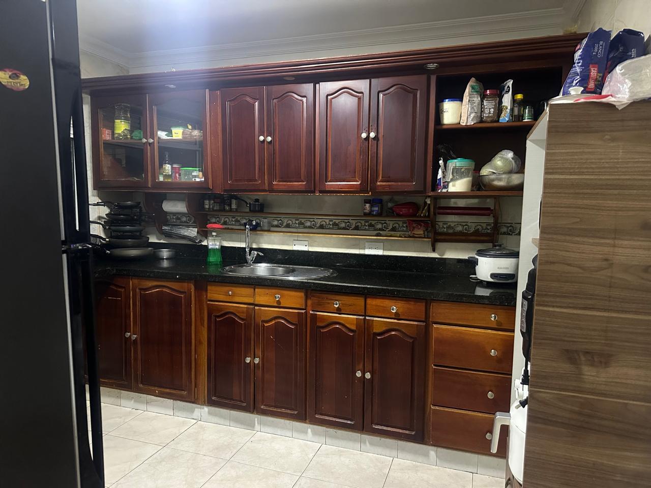 Casa en venta en la Almeria Medellin
