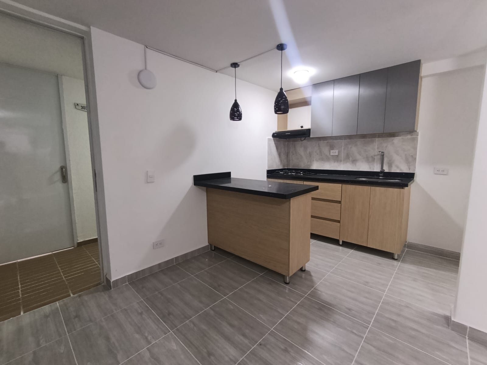 APARTAMENTO PARA RENTA BELLO- SECTOR MADERA