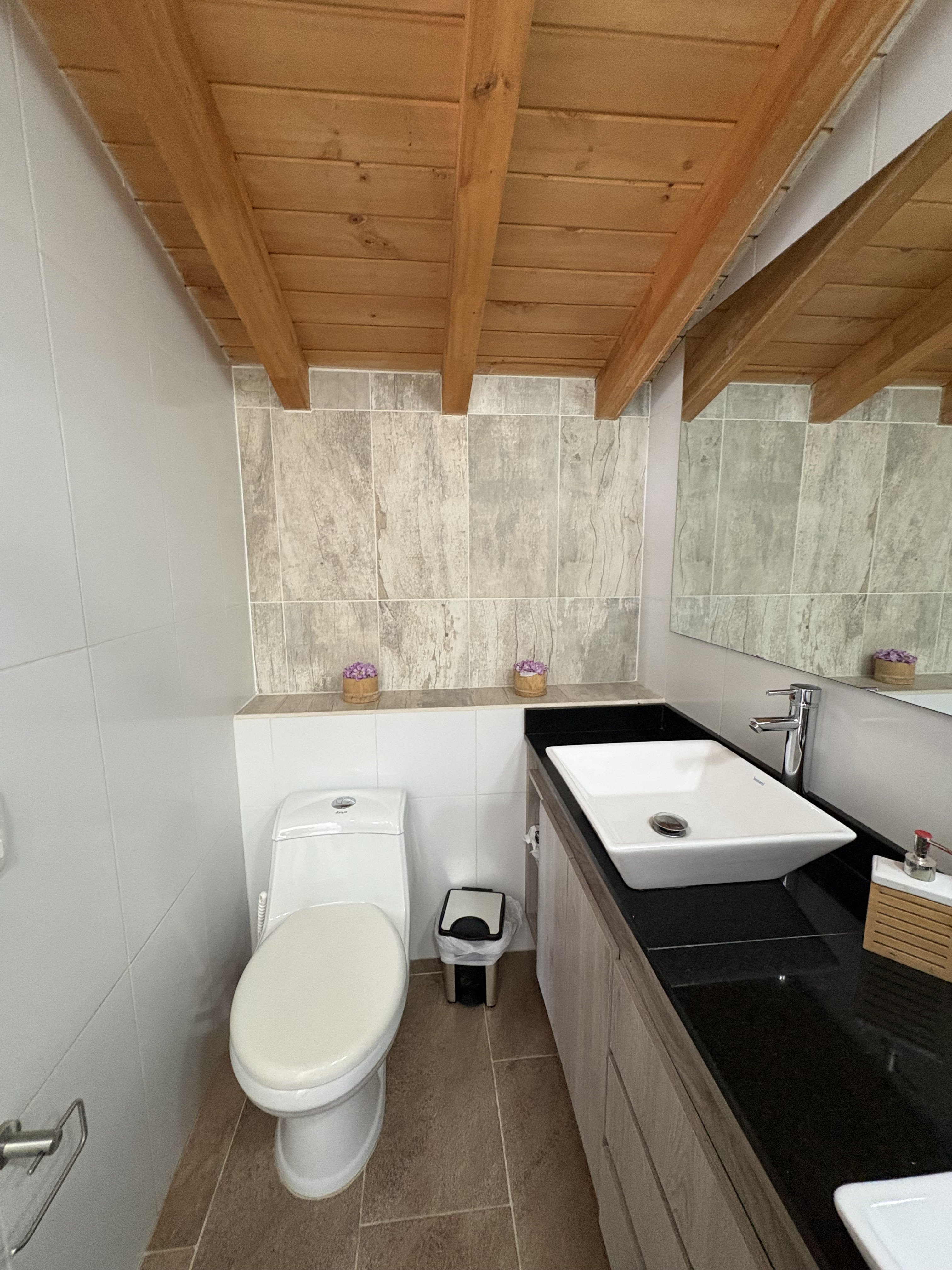 Casa  AMOBLADA para la venta en Rionegro sector Barro Blanco