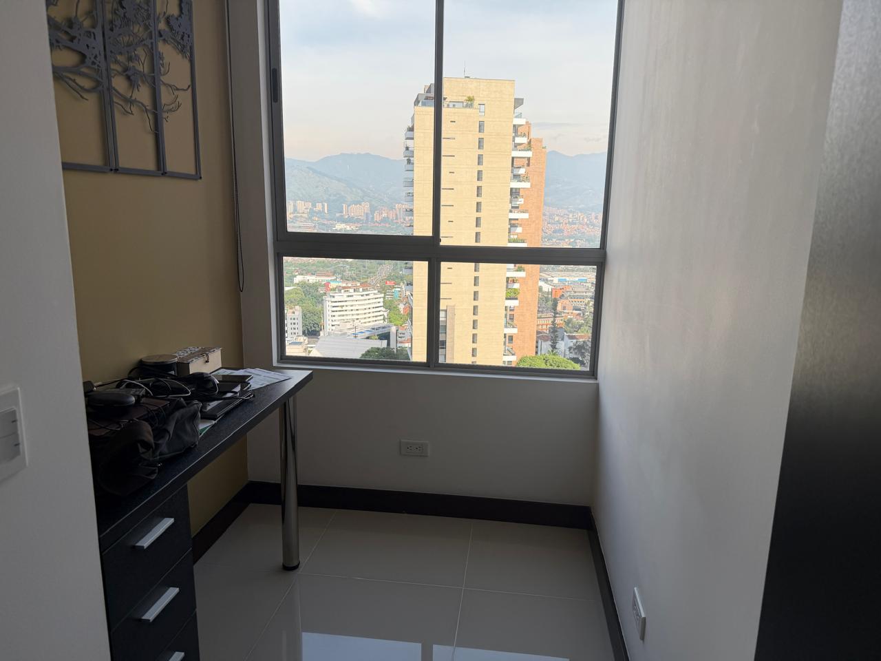 Apartamento en venta en Castropol Medellin