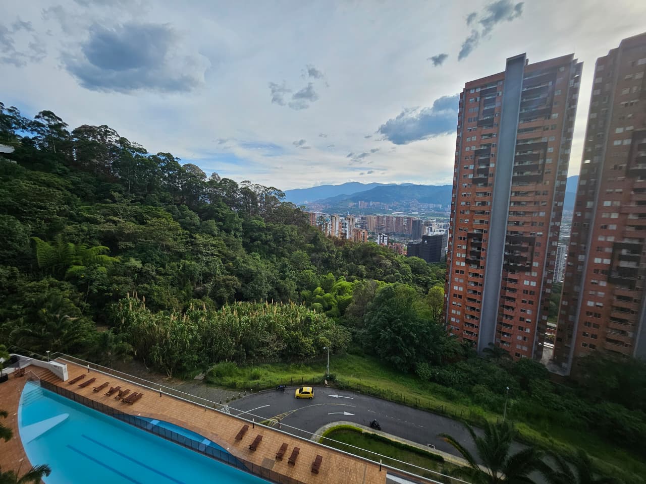 Apartamento para arriendo en La Loma del Indio El Poblado