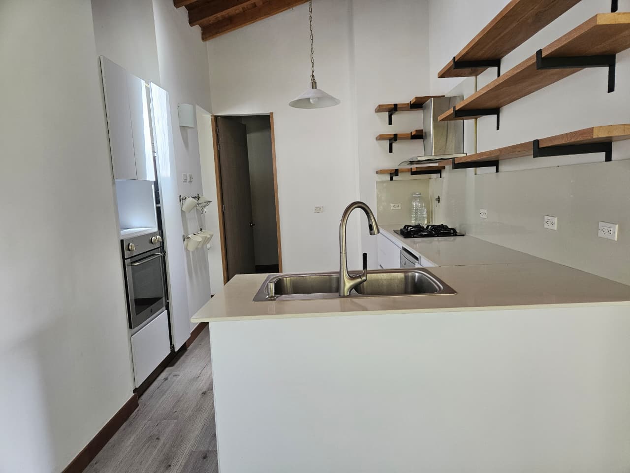 Casa para arriendo en Envigado Loma del Escobero