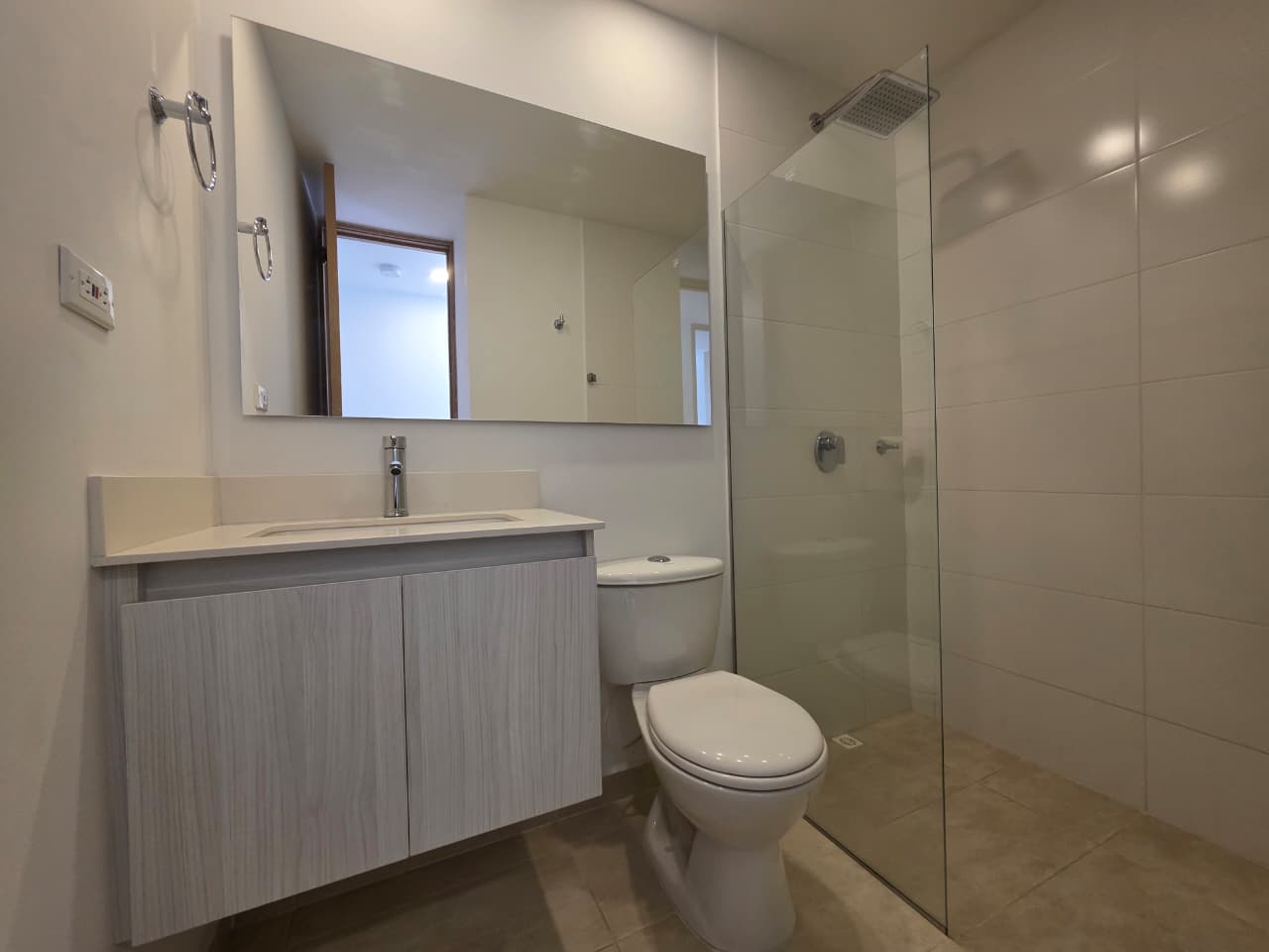 Apartamento en venta Suramérica 108 m² mas parqueadero doble
