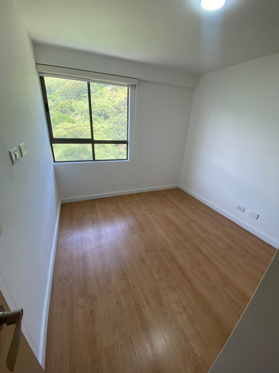 Apartamento para la venta en la loma de los bernal