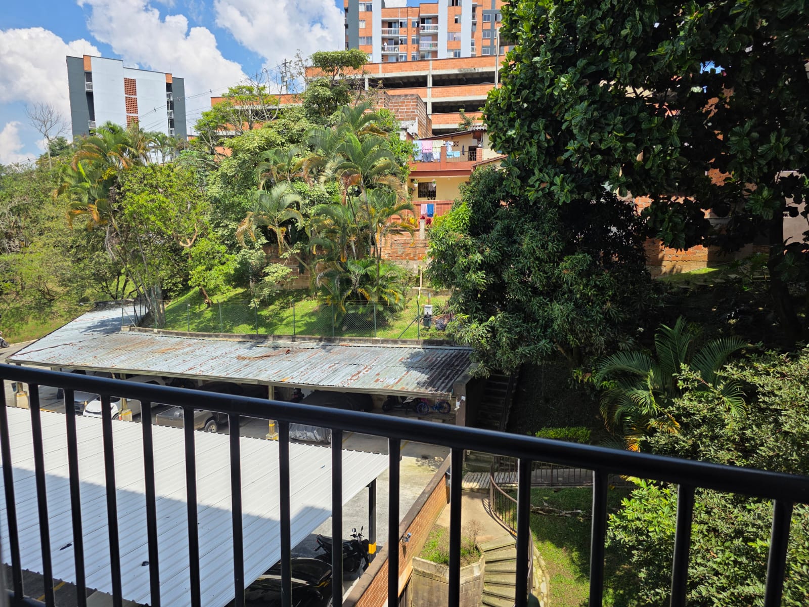 Apartamento para la venta en Envigado sector Uribe Angel
