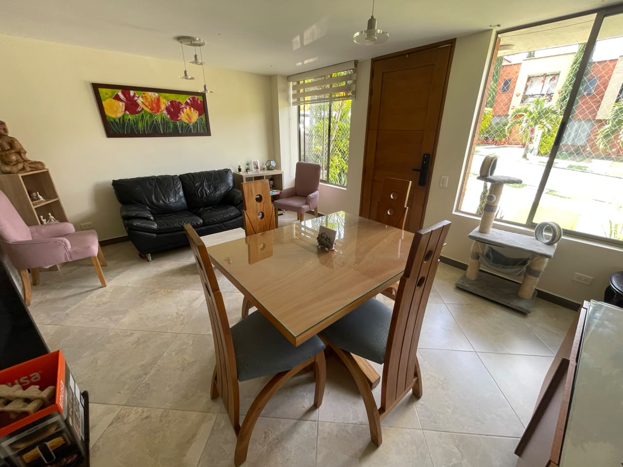 Casa en venta en la Estrella Sector Toledo