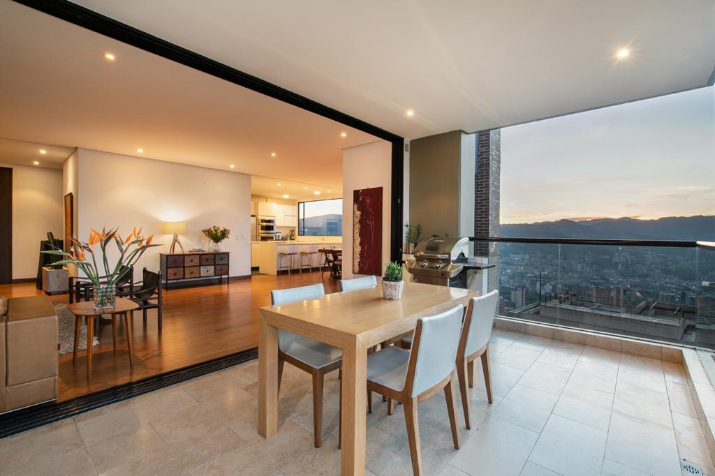 Venta de apartamento en Medellin El Poblado Los Balsos