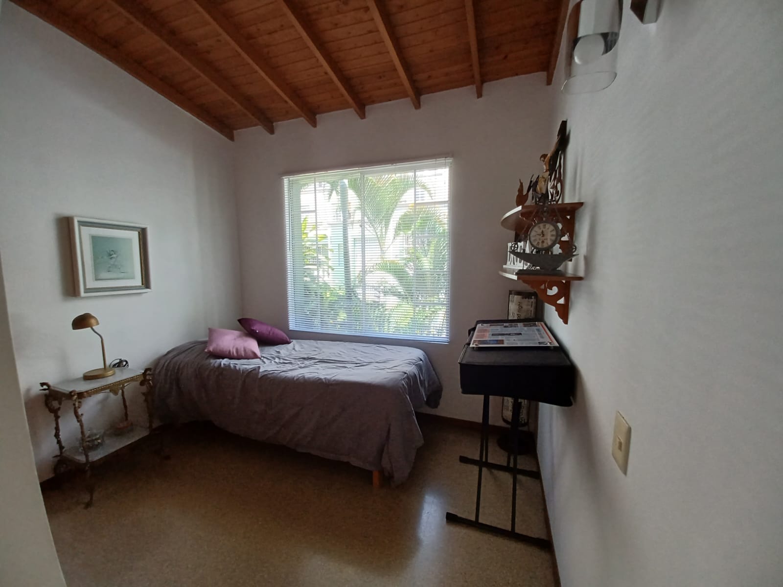 Casa para la venta en Medellin Loma de Los Bernal