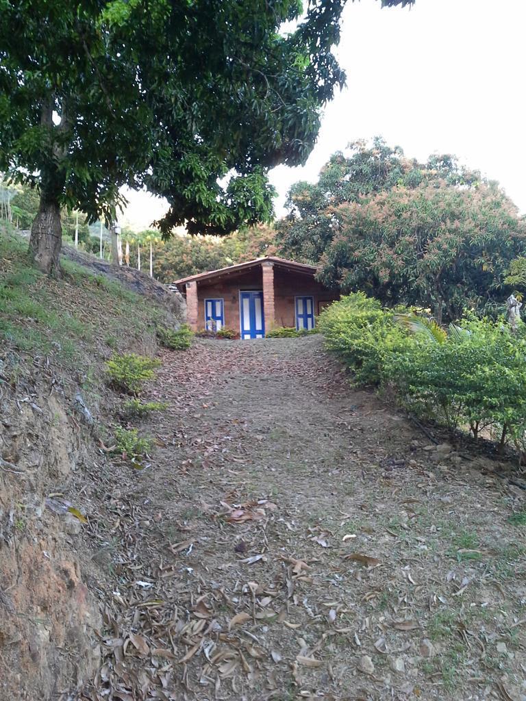 Vencambio Finca con dos casas, vereda de Sopetrán