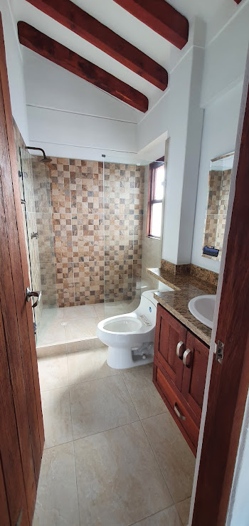 Casa para la venta en La Estrella Cerca del Parque - Antioquia