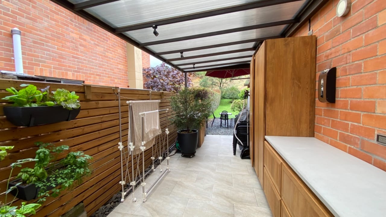 Venta de casa en El Retiro cerca al parque