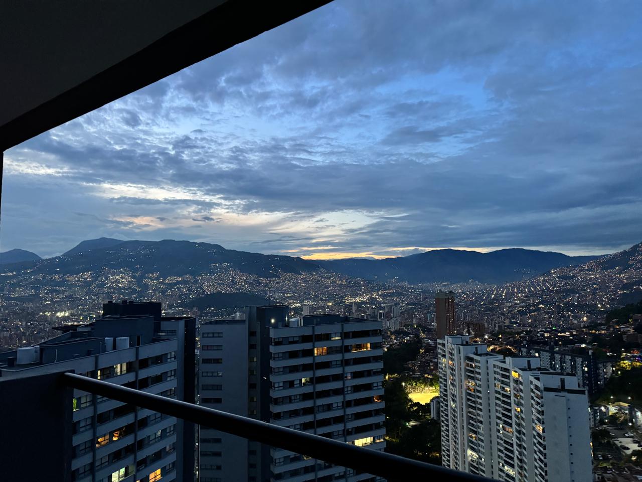 Apartamento para la venta en las Palmas Medellín