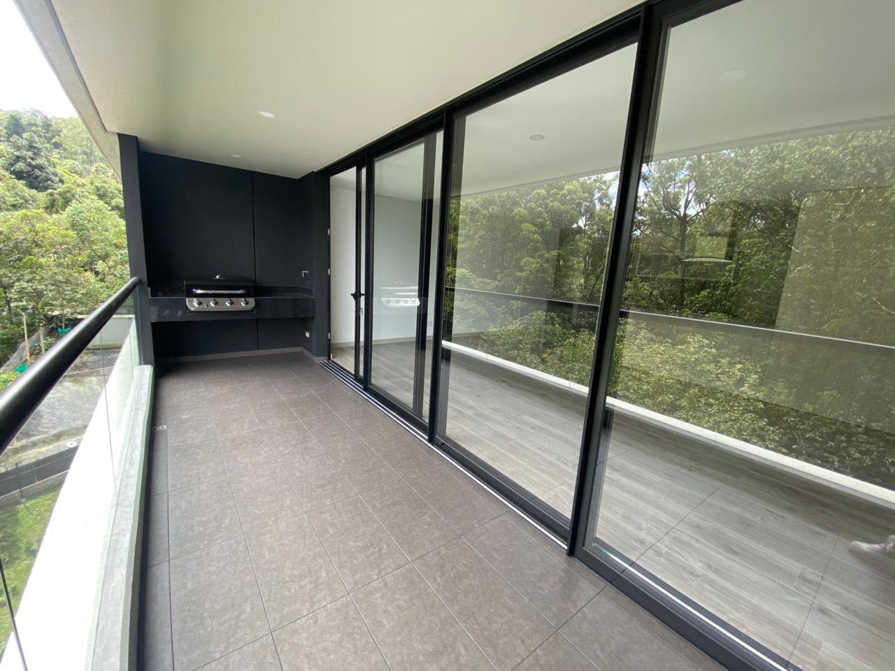 Apartamento en venta en el Poblado Palmas Medellin