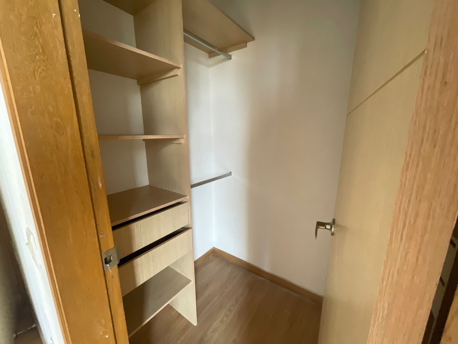 Casa para la venta en La Estrella cerca del Parque Principal