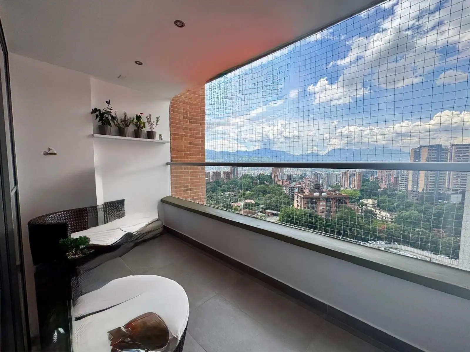 Apartamento en venta en Envigado Loma del Chocho