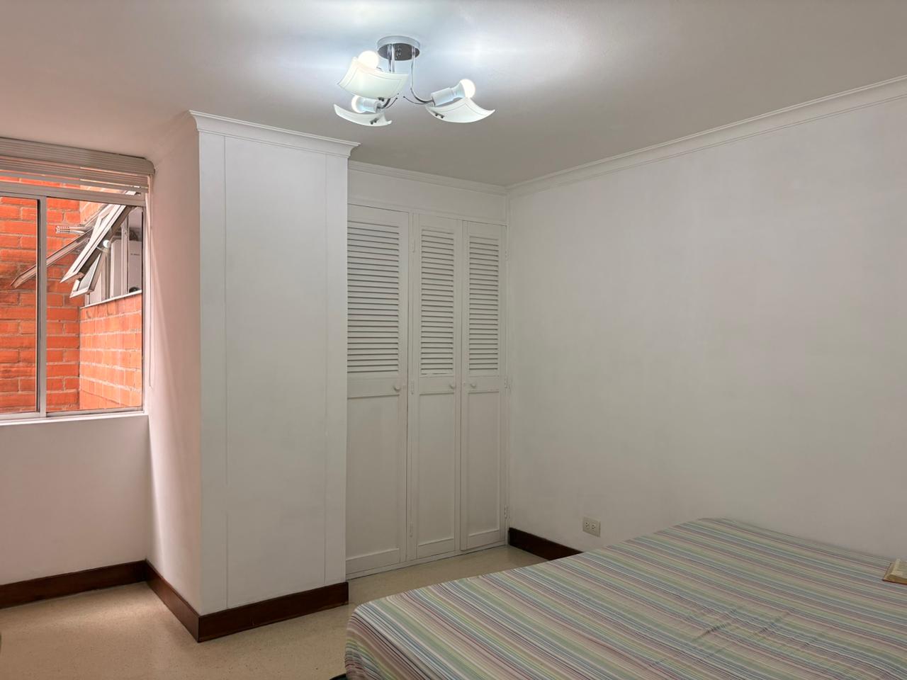 Apartamento para venta en Medellin Laureles