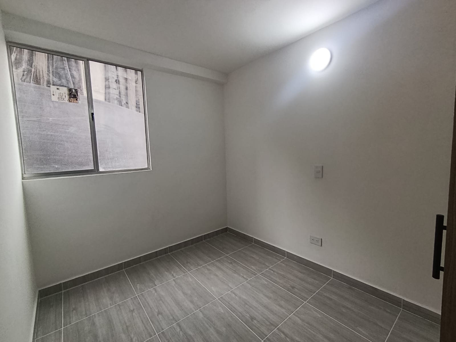 APARTAMENTO PARA RENTA BELLO- SECTOR MADERA