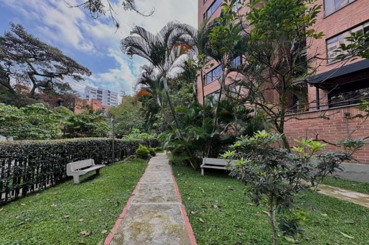 Apartamento En Venta en El Poblado   milla de oro