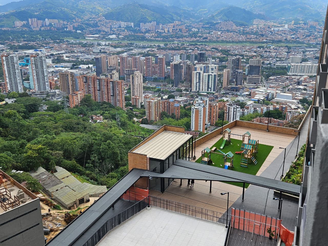 Apartamento para estrenar en arriendo en Las Palmas Medellín