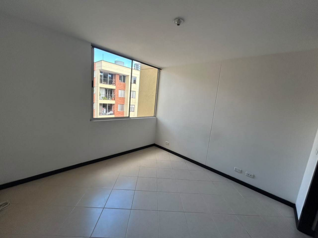 APARTAMENTO PARA LA VENTA EN ENVIGADO LA PAZ