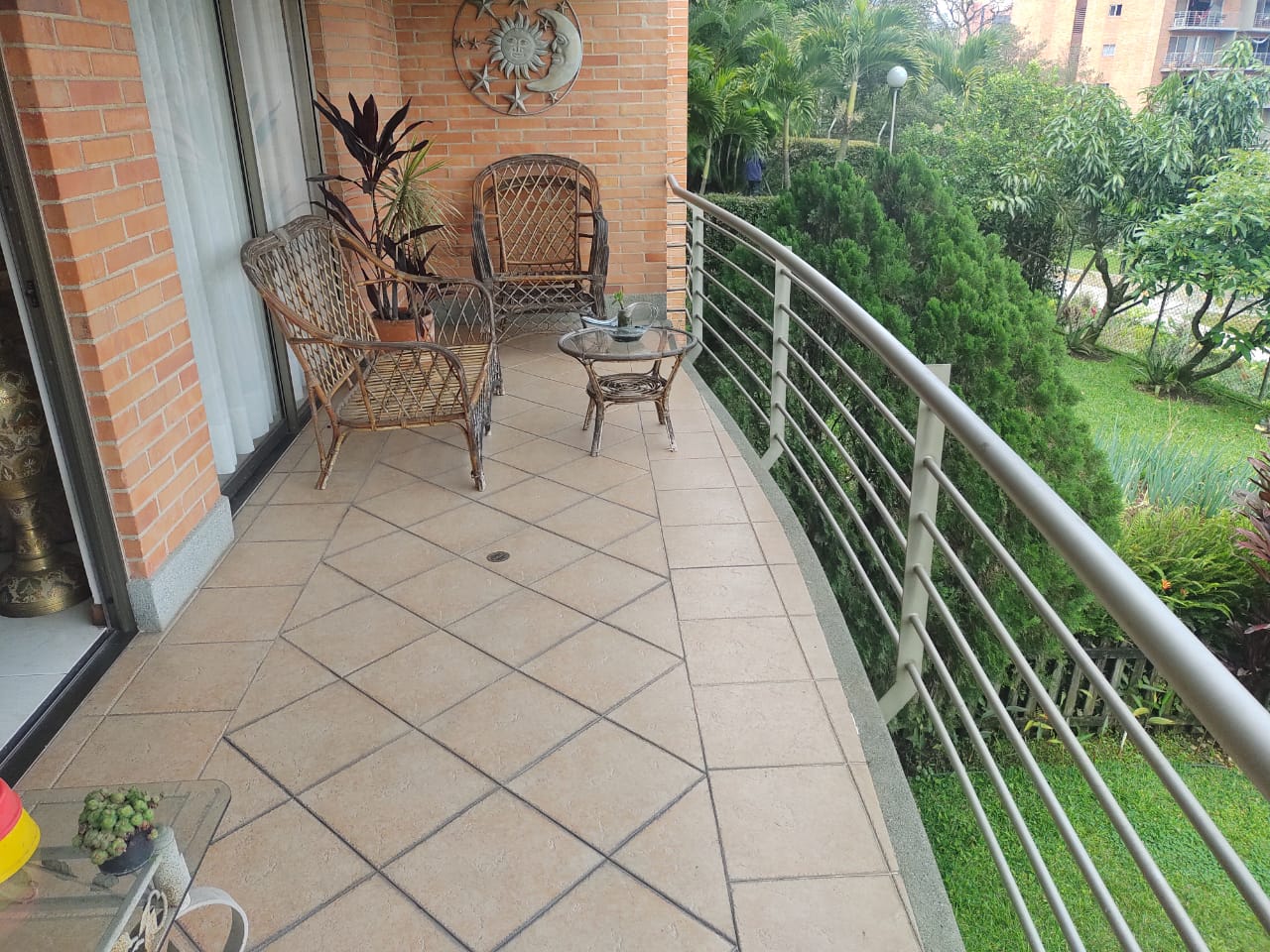 CASA EN VENTA EN EL POBLADO LA CALERA