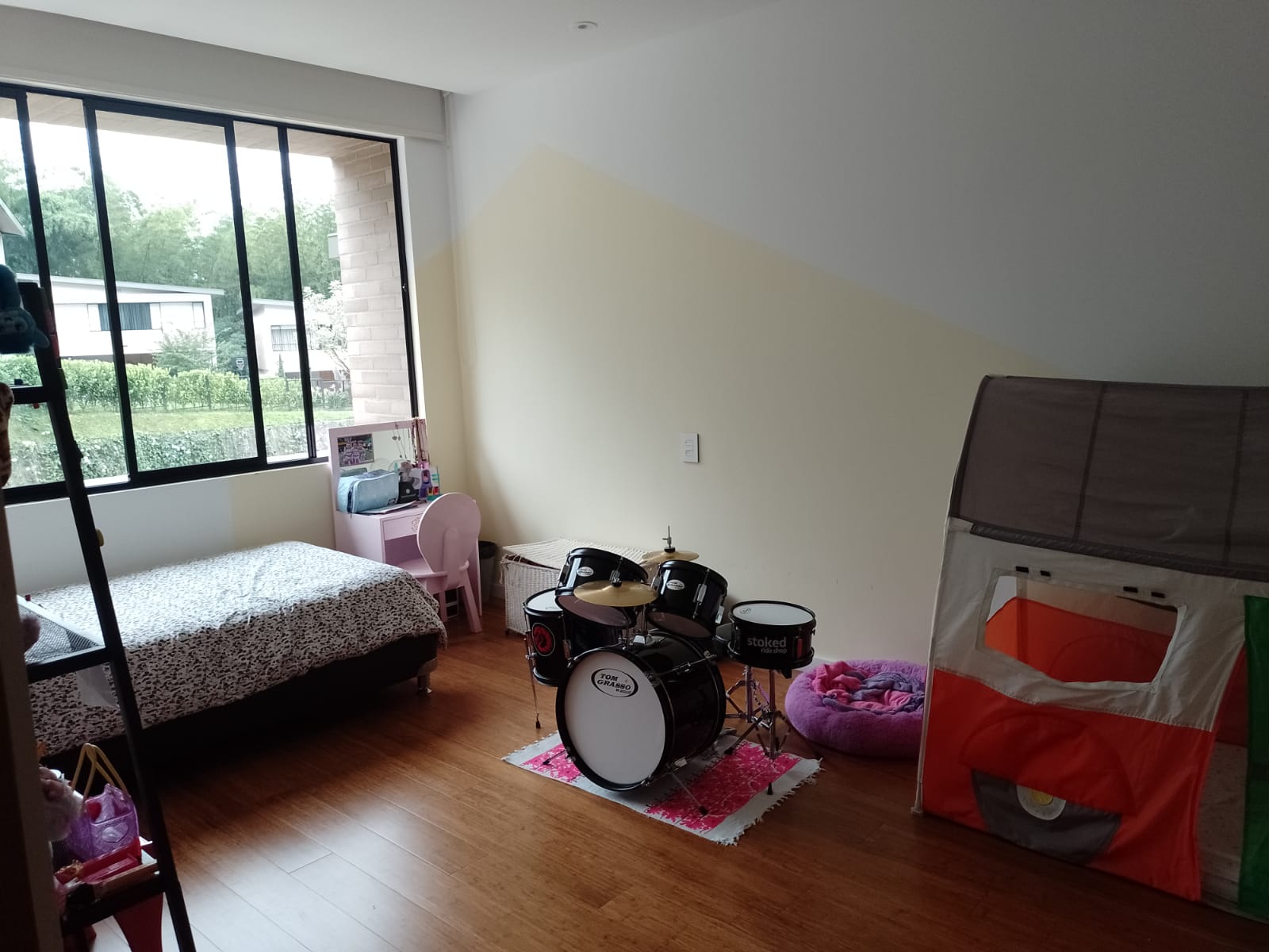 Casa para la venta en Envigado la Calleja