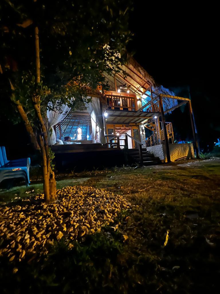 Hotel para la venta en Moñitos Córdoba