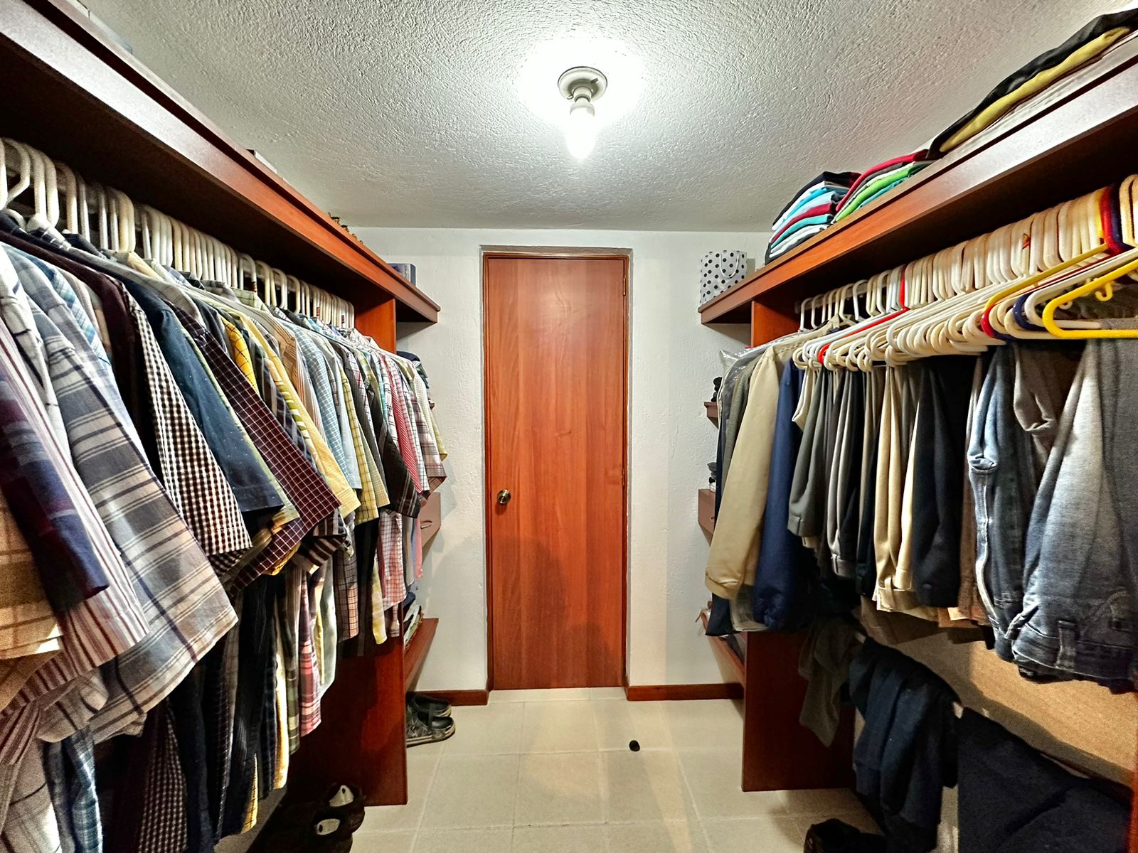 Casa en venta en la Estrella Suramerica