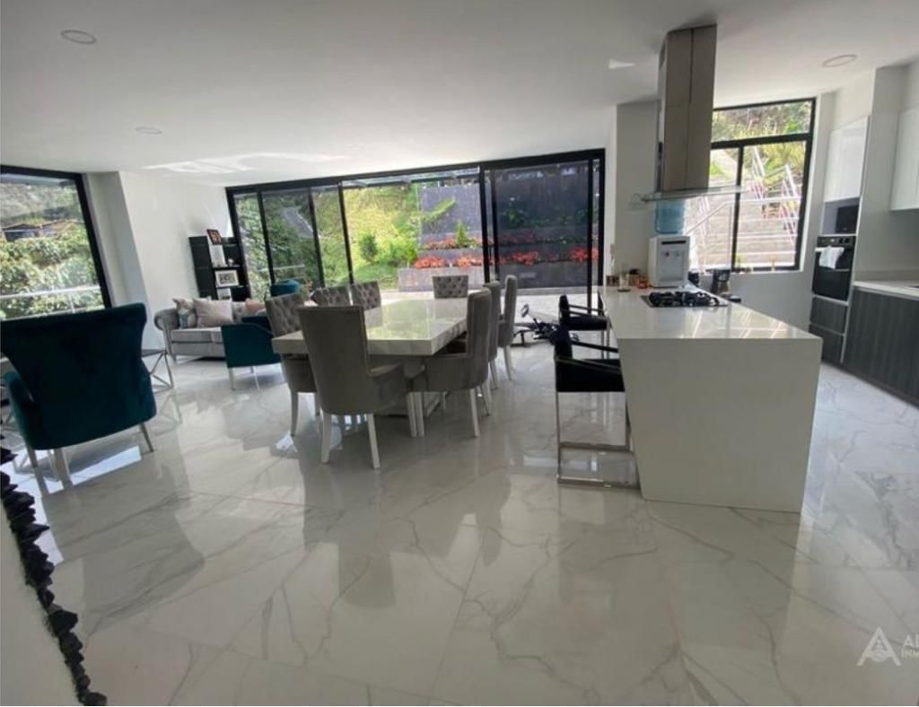 Casa para la venta en Envigado