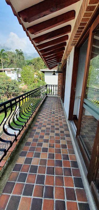 Casa para la venta en La Estrella Cerca del Parque - Antioquia