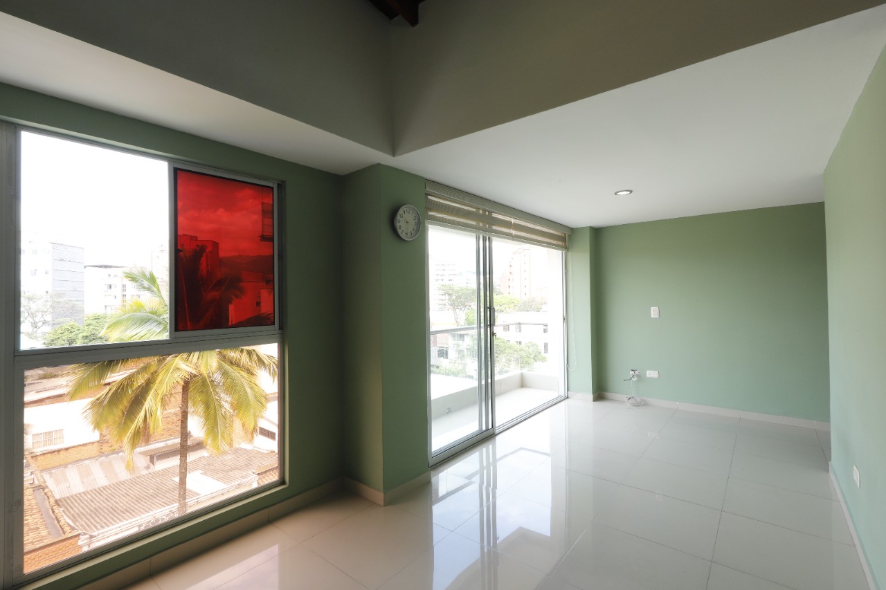 Apartamento duplex en venta en Laureles