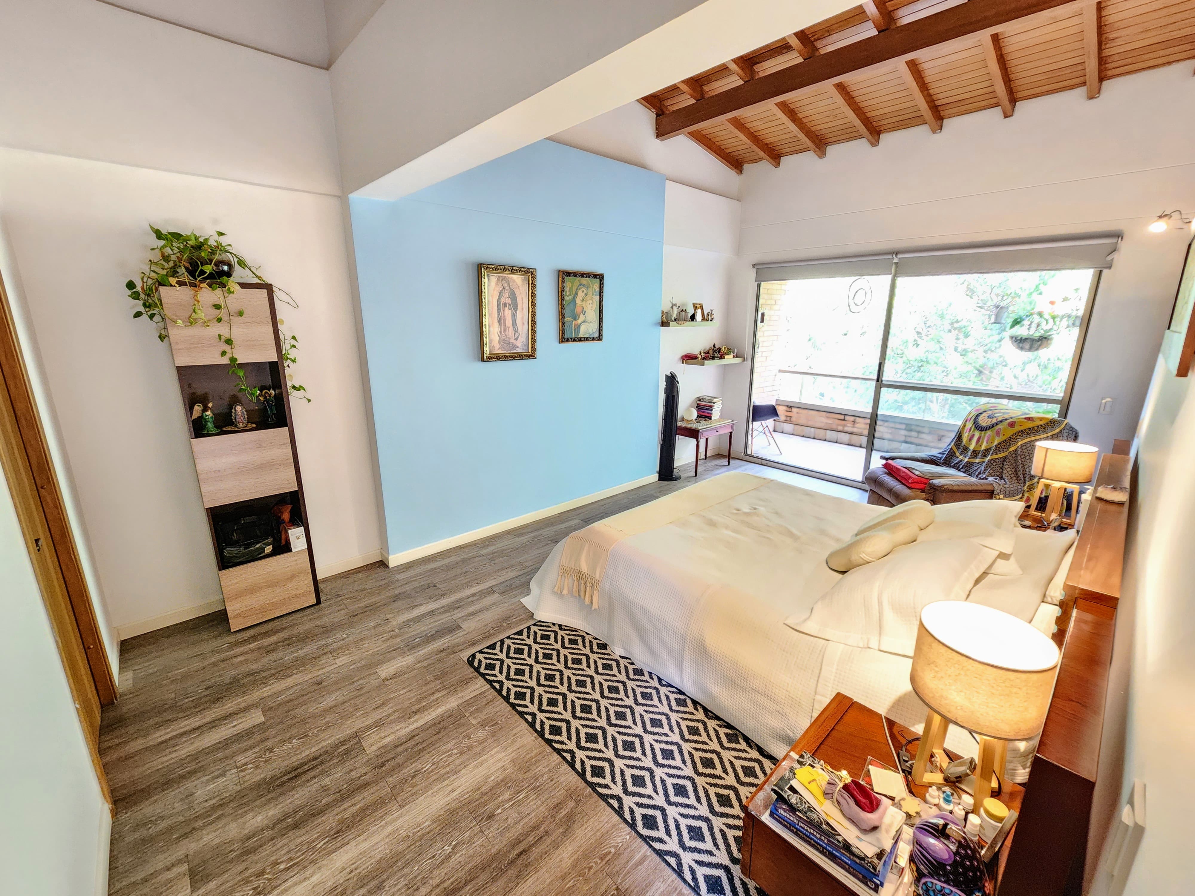 Penthouse en venta aves maria sabaneta