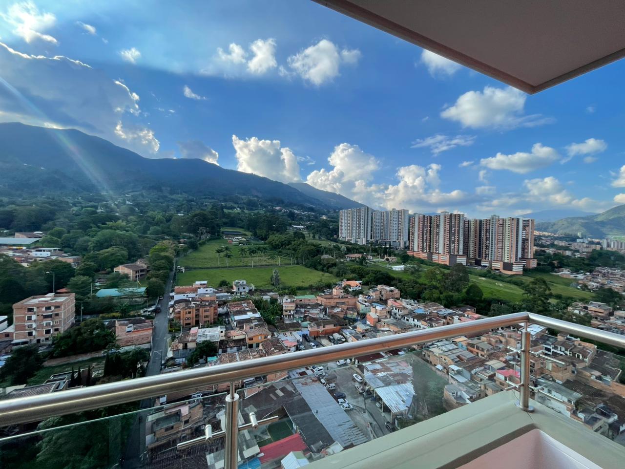 Apartamento en venta para estrenar en la Estrella