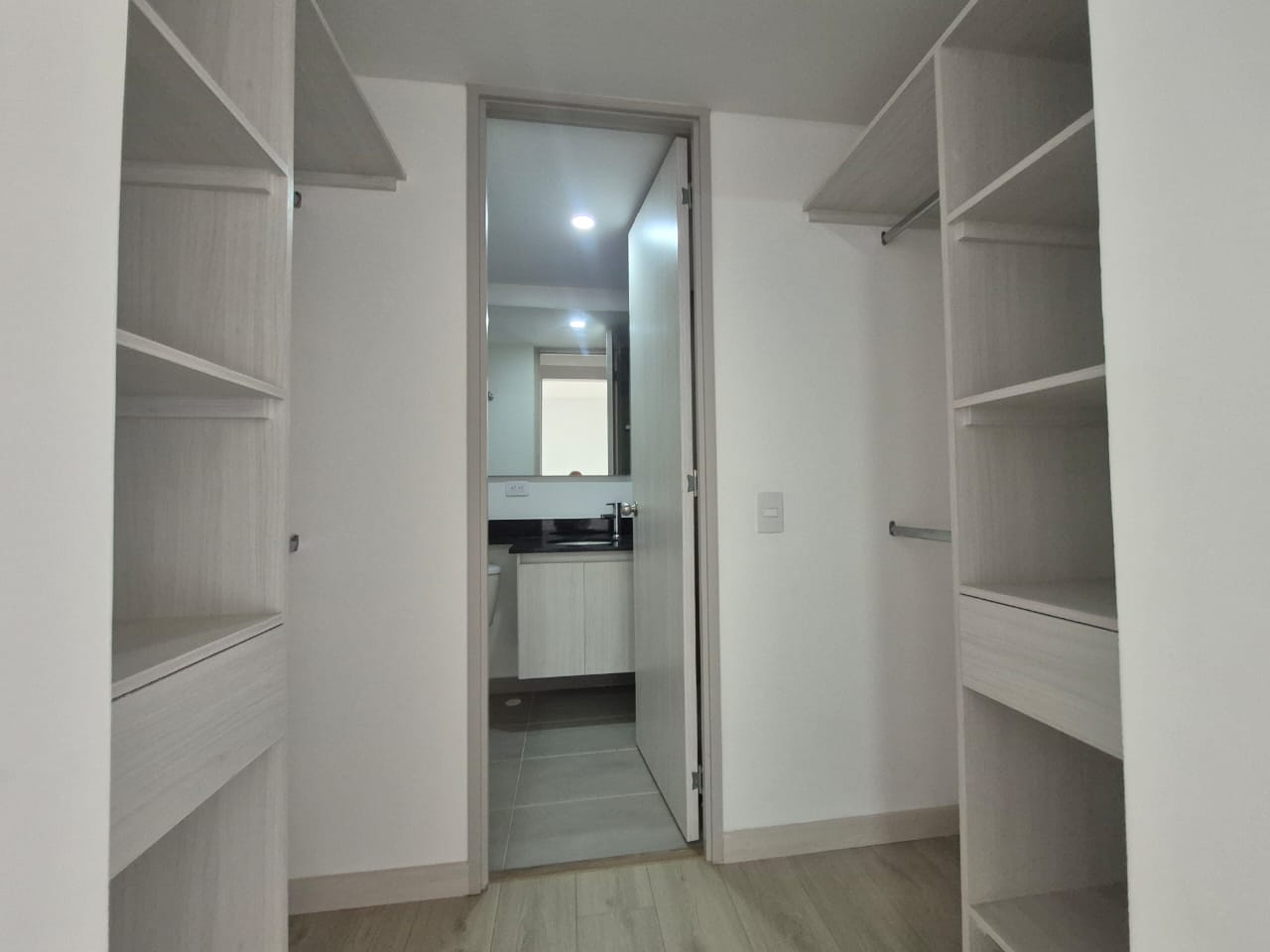 Venta de Apartamento en Sabaneta Las Lomitas