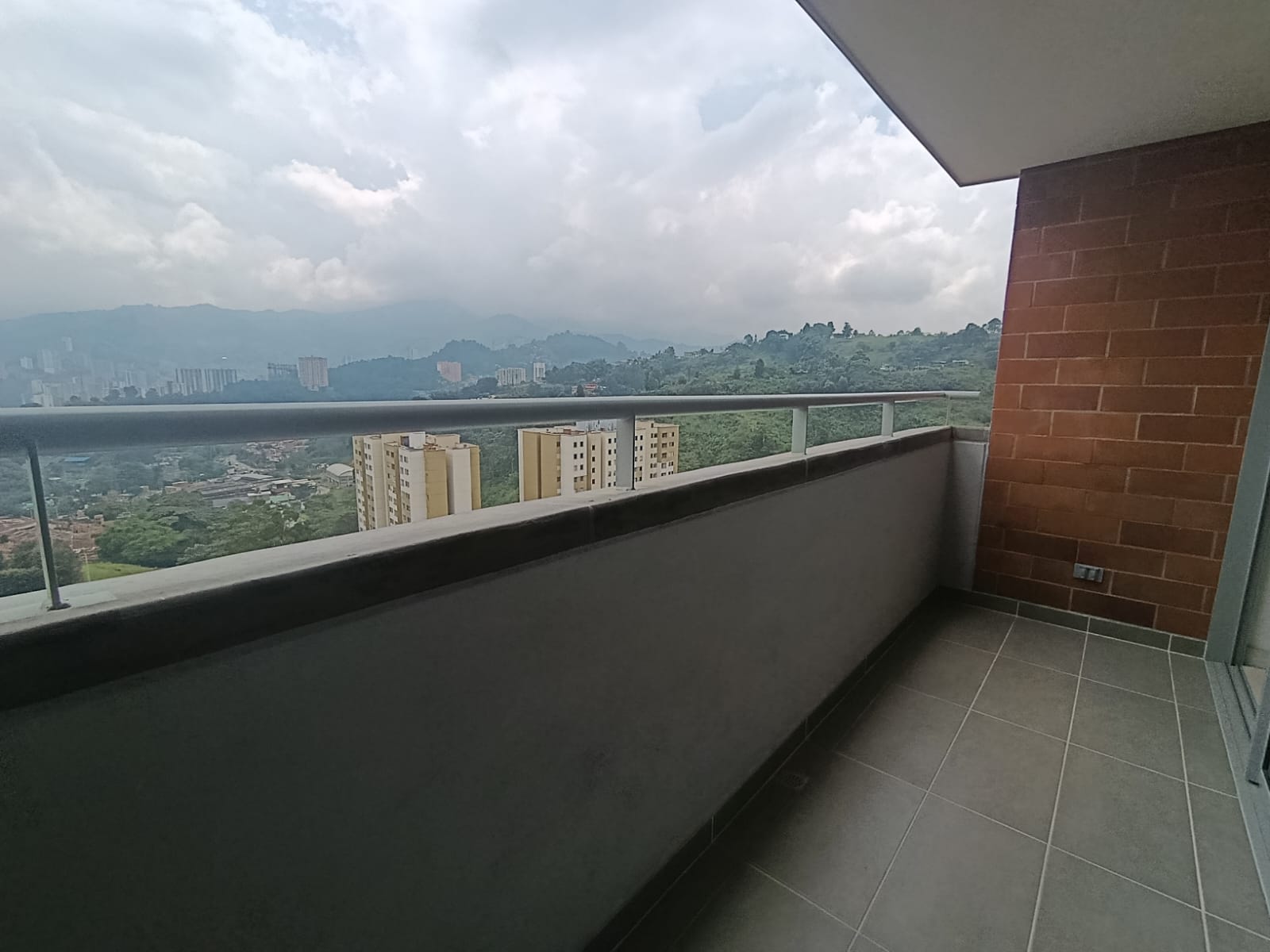 Arriendo apartamento en La Estrella para estrenar