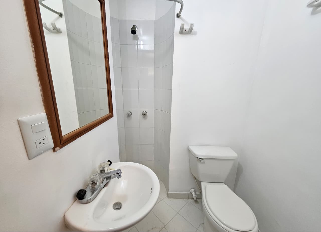 Casa en arriendo en Envigado Loma del Chocho