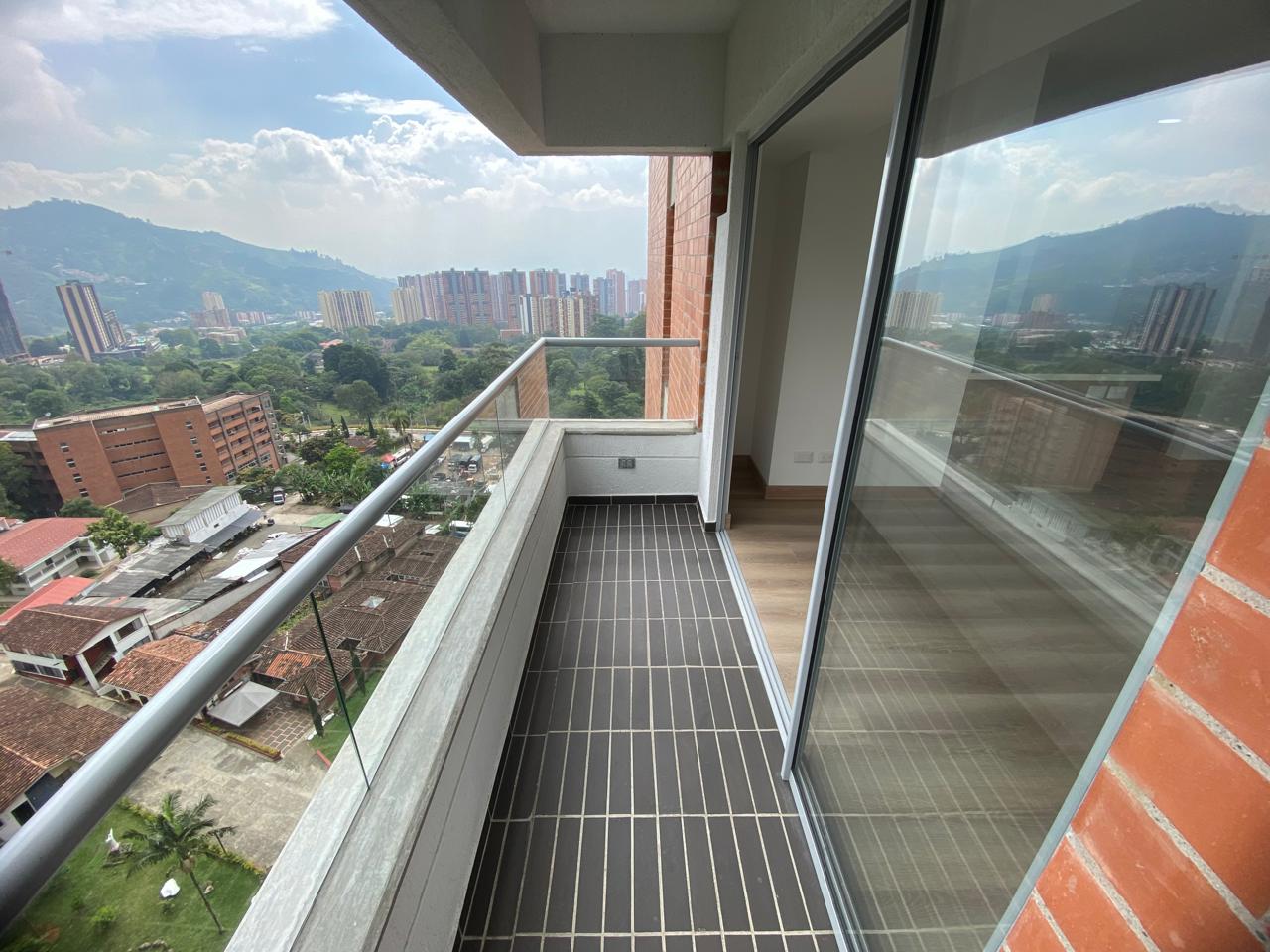 Apartamento en venta en la estrella toledo