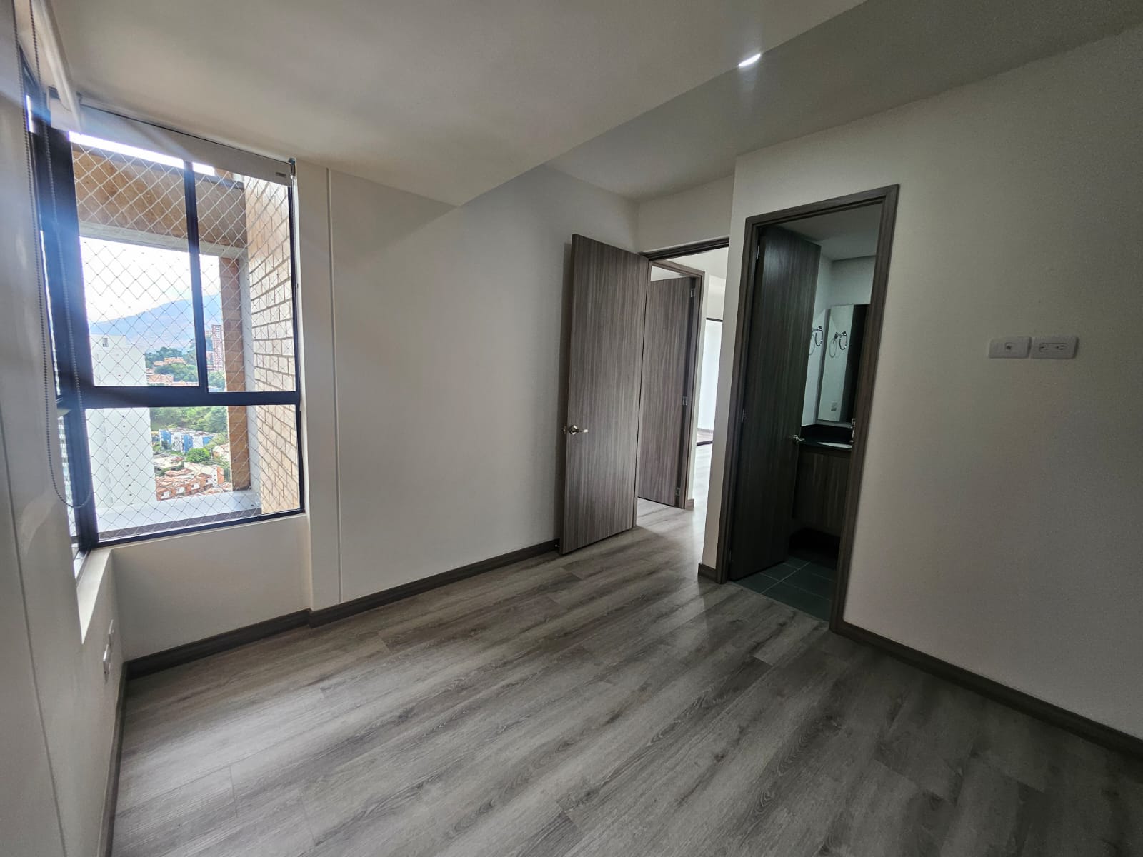 Apartamento para estrenar en arriendo en Las Palmas Medellín