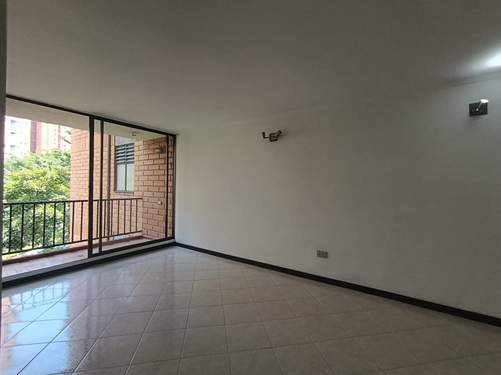 Apartamento en Arriendo Loma de los Bernal