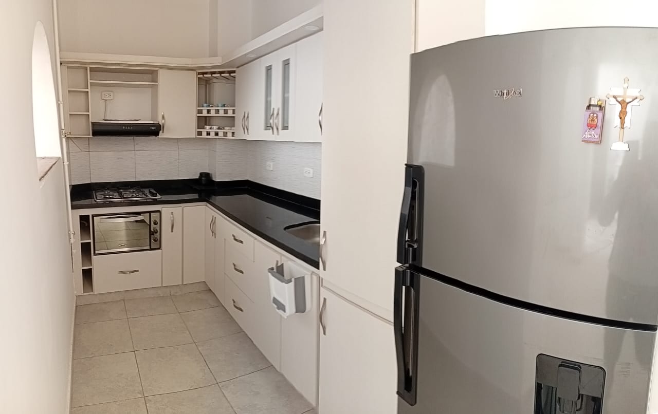 Casa amoblada para arriendo en Santa Monica Medellín
