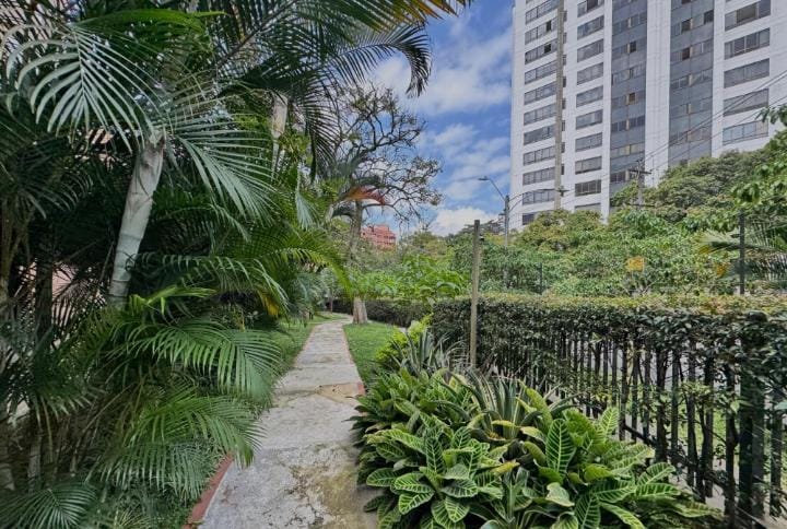 Apartamento En Venta en El Poblado   milla de oro