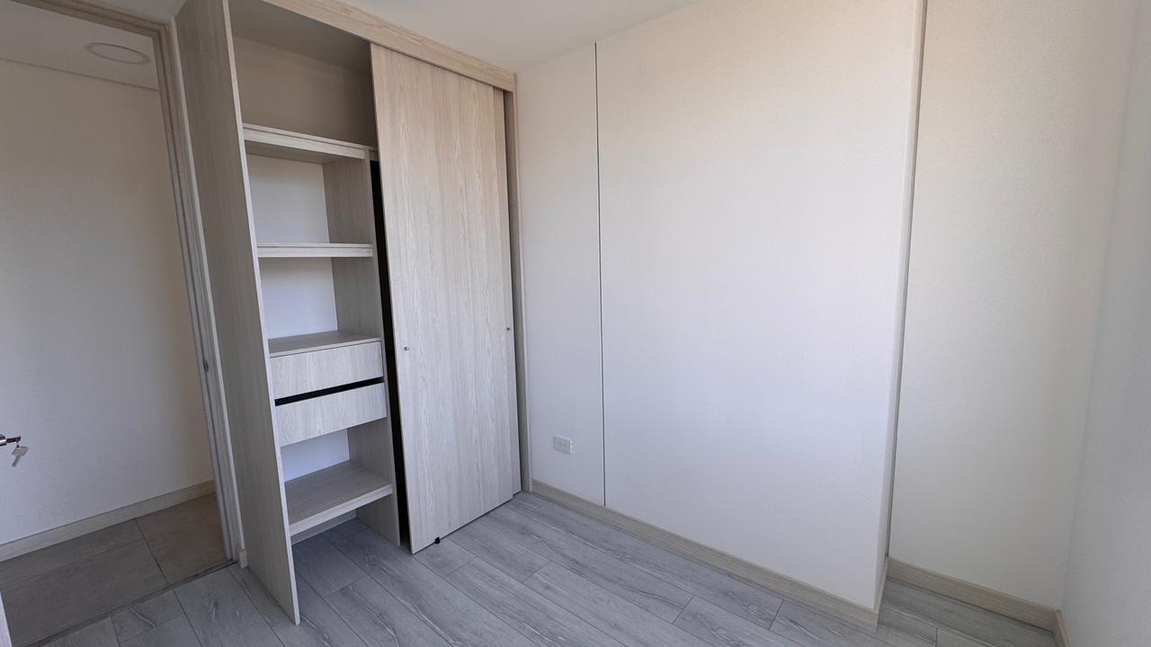 Apartamento en venta en Los Colores   Medellín