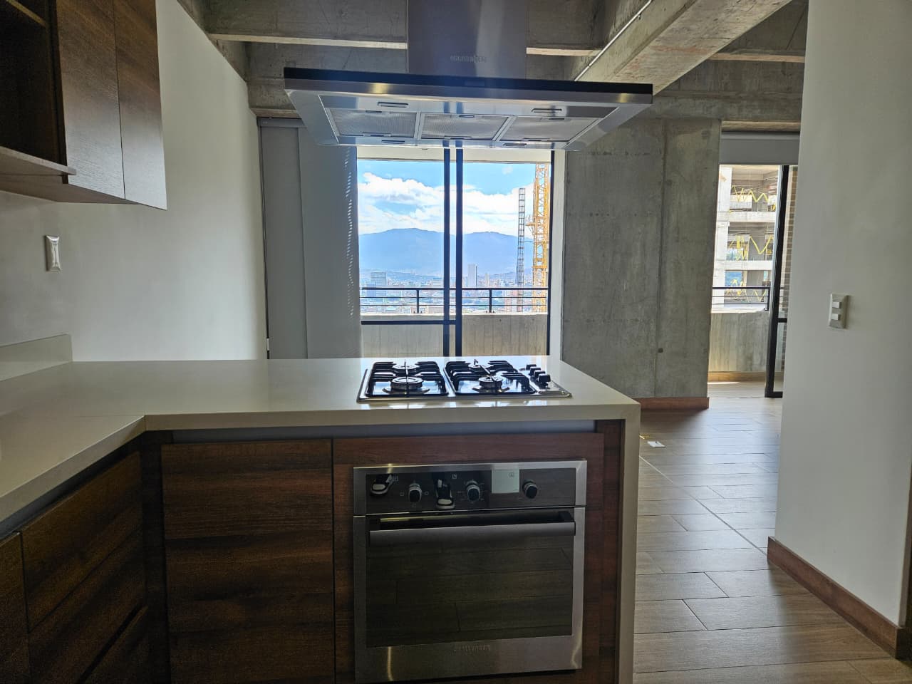 Apartaestudio para arriendo en Ciudad del Río El Poblado