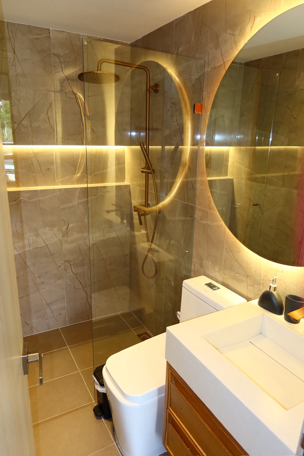 Apartamento amoblado en arriendo en Camino Verde Envigado