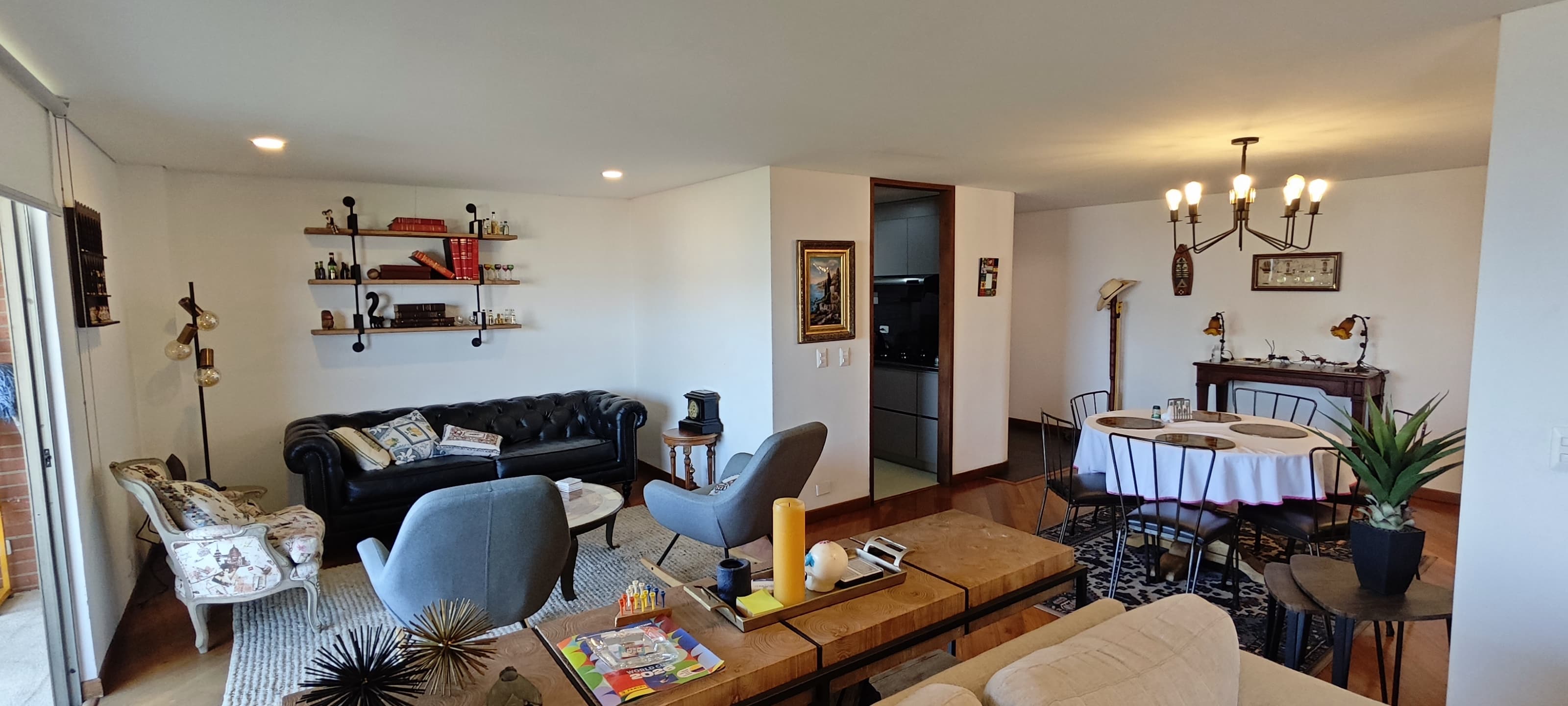 Apartamento para la venta en Loma de Los Gonzalez Poblado Medellin