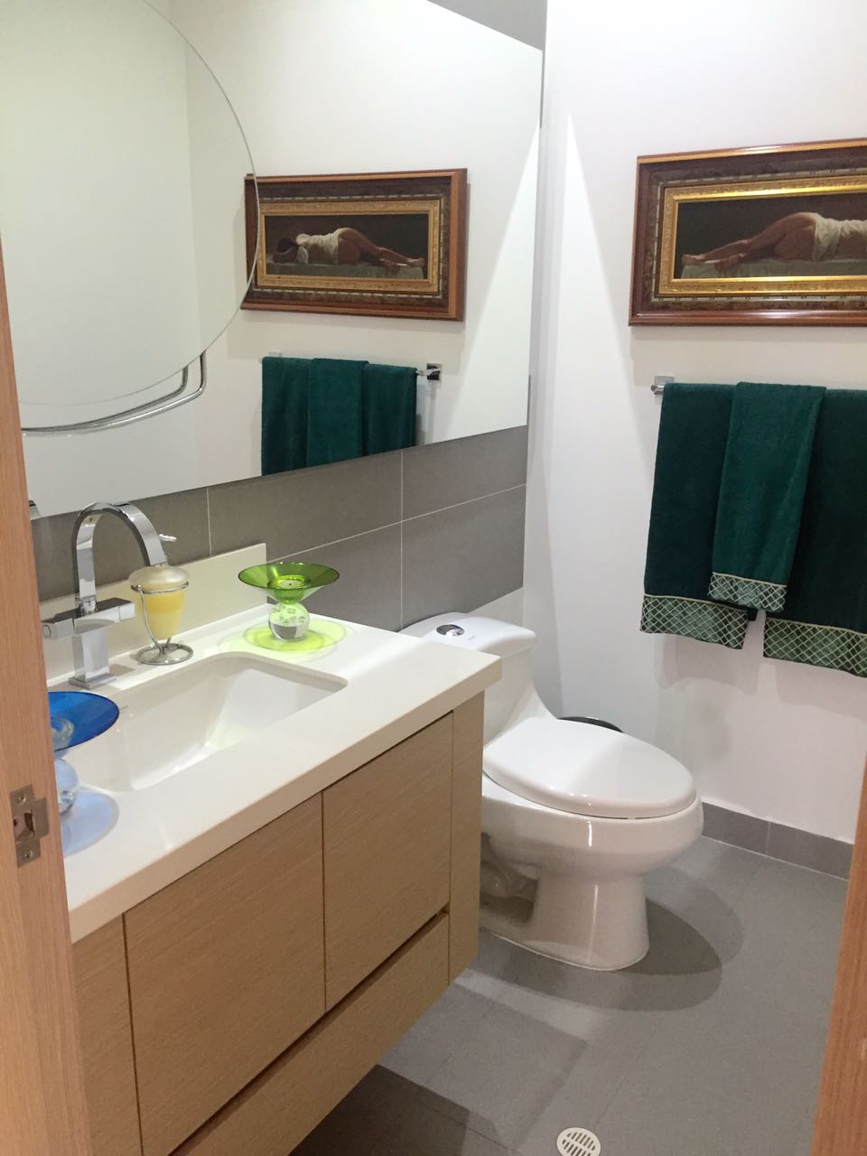 Apartamento para la venta en milla de Oro el poblado