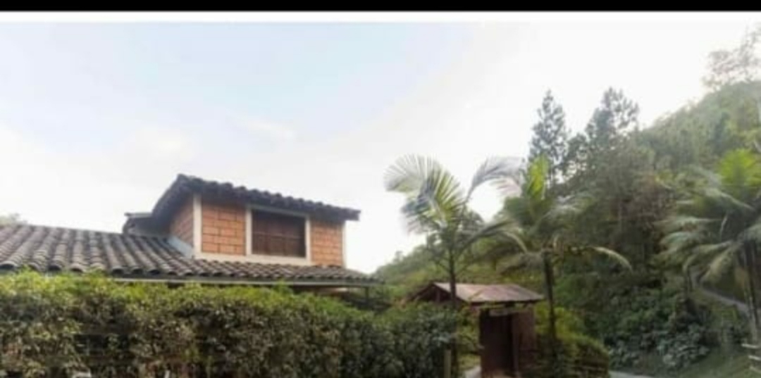 Finca en Venta Construccion Tradicional Caldas Antioquia