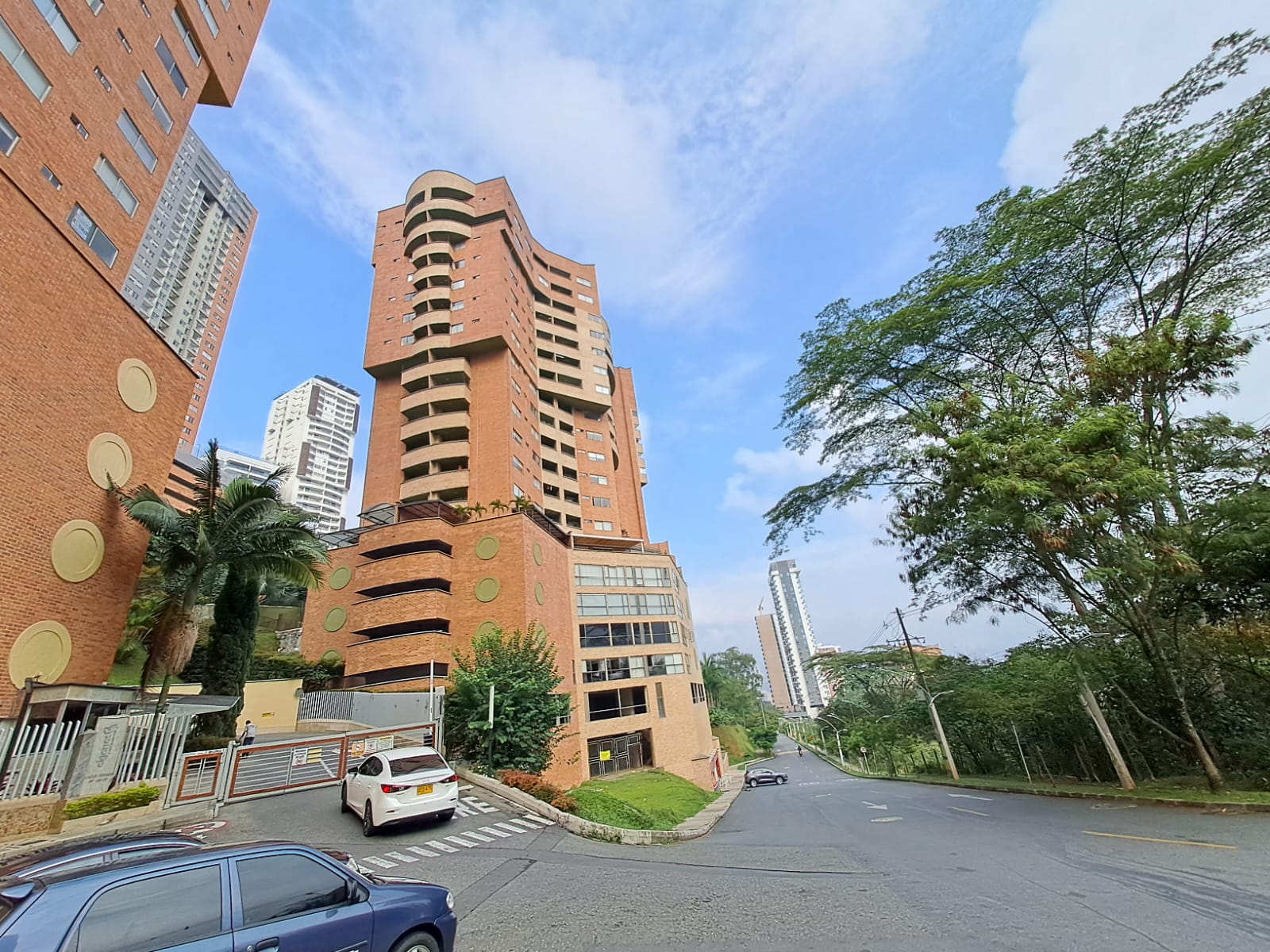 vendo lindo apartamento en las lomitas, sabaneta