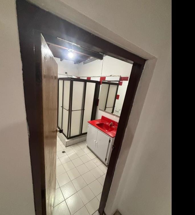 CASA PARA VENTA EN SANTA MONICA LAURELES, MEDELLIN