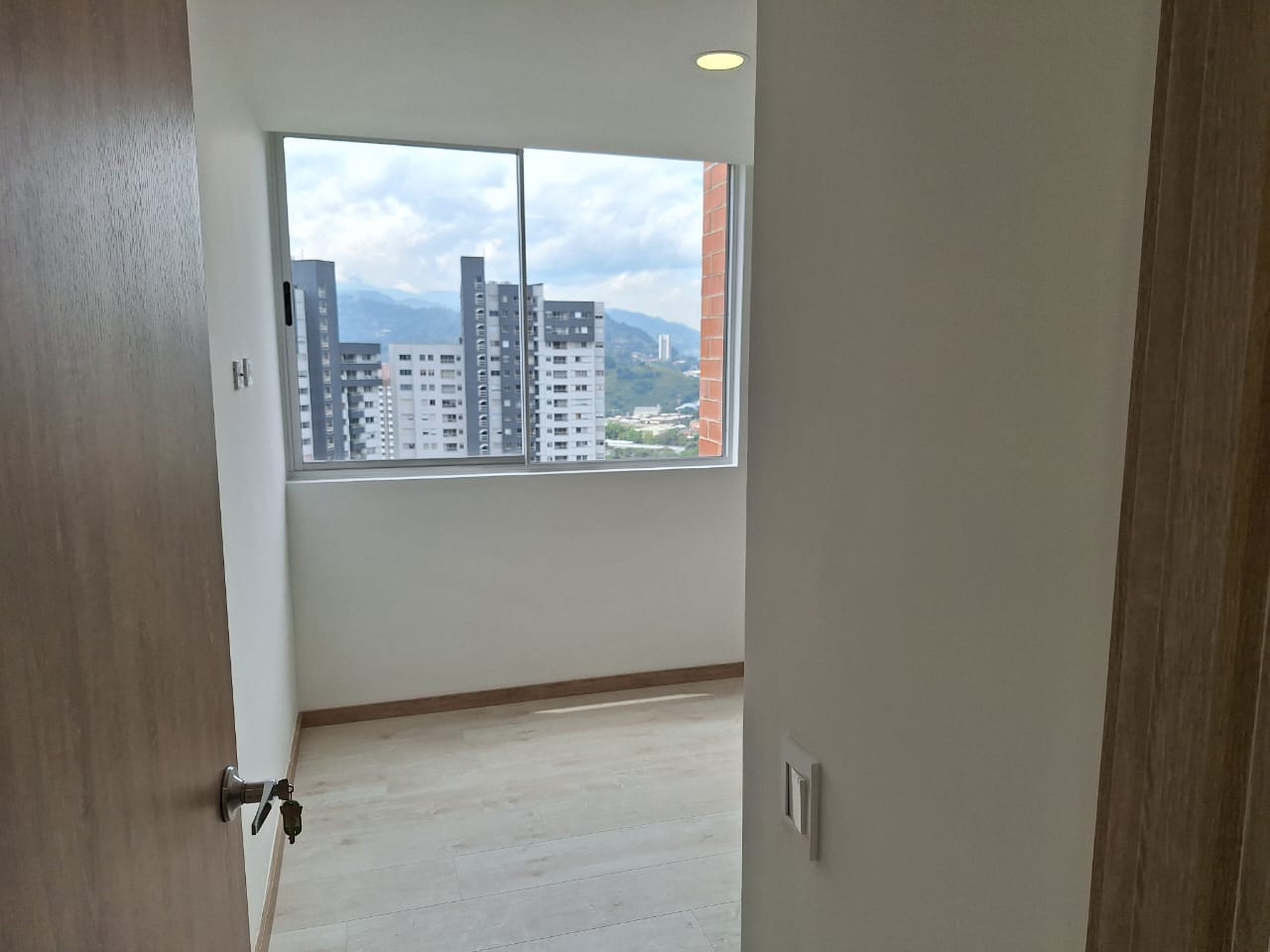 Venta de apartamento en La Estrella Suramérica para estrenar